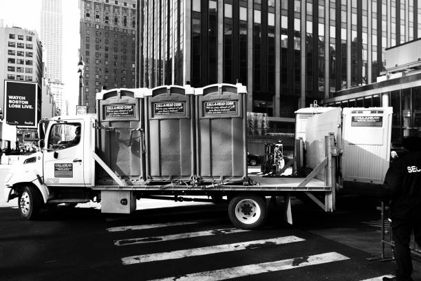Porta potty delivery and setup in Milan, TN